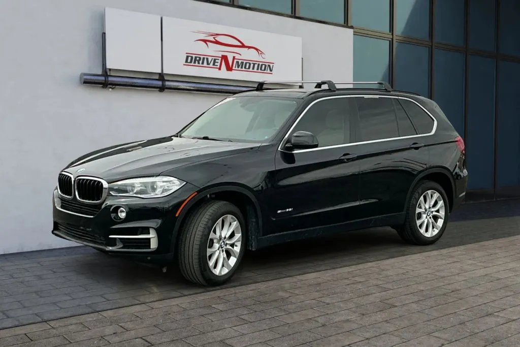 More photos of 2016 BMW X5 sDrive35i Sport Utility 4D at Drive N-Motion Rio Rancho, NM