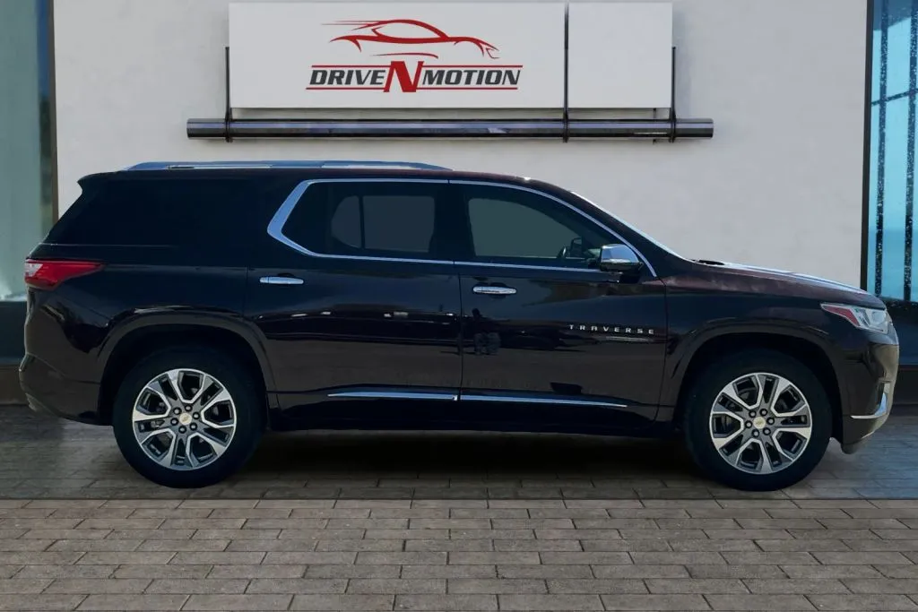 Another view of 2020 Chevrolet Traverse Premier Sport Utility 4D for sale in Rio Rancho, NM at Drive N-Motion Rio Rancho