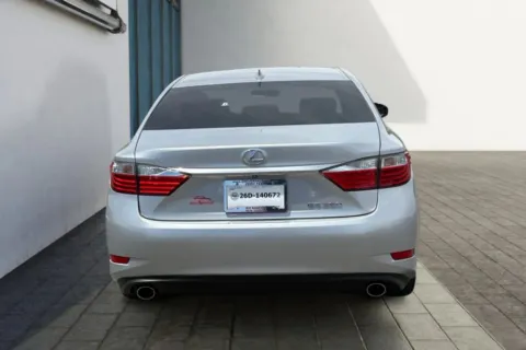 More photos of 2015 Lexus ES 350 Sedan 4D at Drive N-Motion Rio Rancho, NM