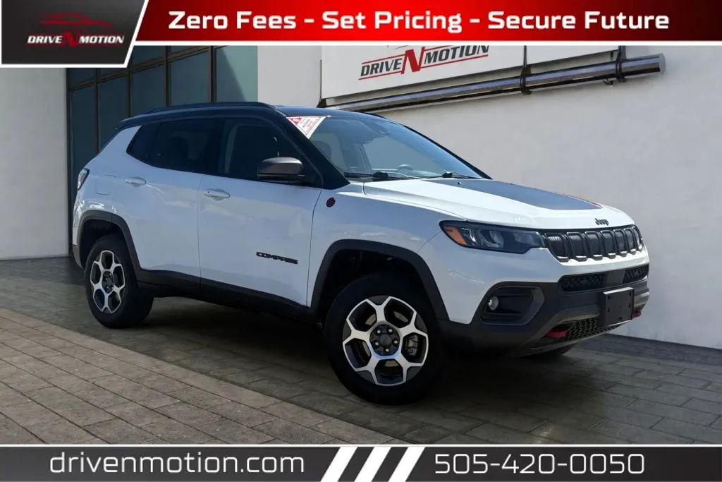 White 2022 Jeep Compass Trailhawk Sport Utility 4D for sale in Rio Rancho, NM