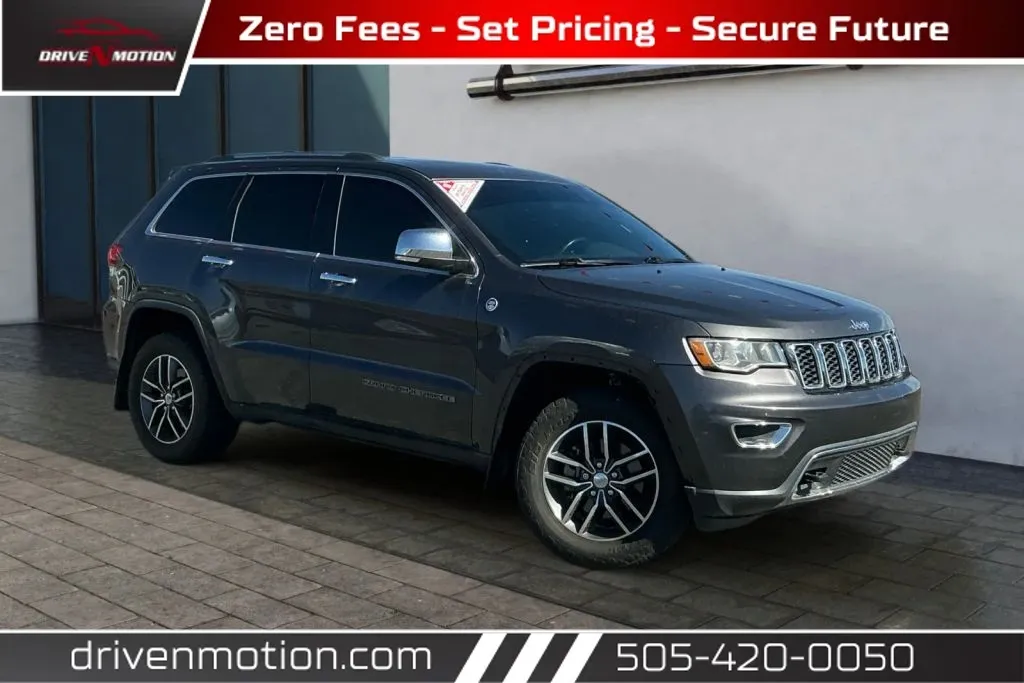 Gray 2017 Jeep Grand Cherokee Limited Sport Utility 4D for sale in Rio Rancho, NM