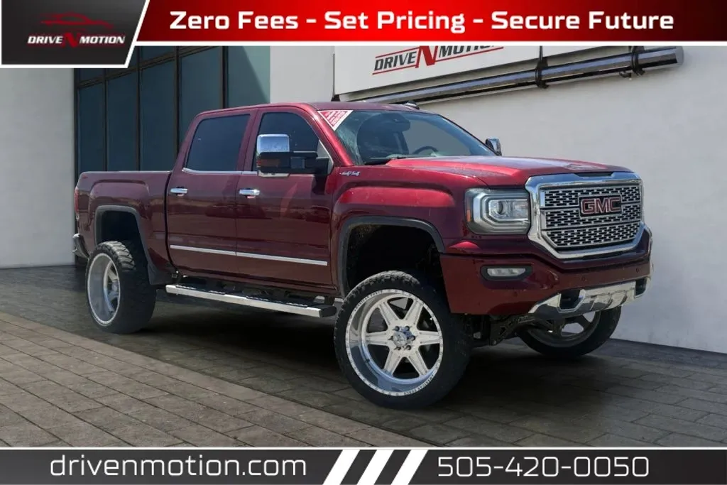 Red 2017 GMC Sierra 1500 Crew Cab SLT Pickup 4D 5 3/4 ft for sale in Rio Rancho, NM