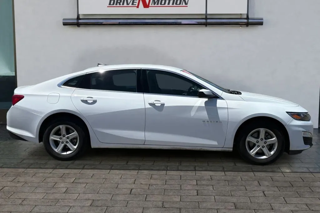 Another view of 2023 Chevrolet Malibu LS Sedan 4D for sale in Rio Rancho, NM at Drive N-Motion Rio Rancho
