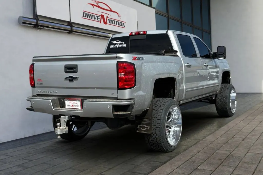More photos of 2018 Chevrolet Silverado 1500 Crew Cab Z71 LT Pickup 4D 5 3/4 ft at Drive N-Motion Rio Rancho, NM