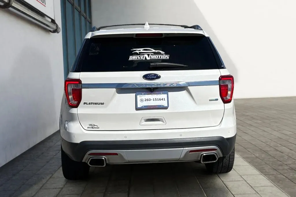 More photos of 2016 Ford Explorer Platinum Sport Utility 4D at Drive N-Motion Rio Rancho, NM