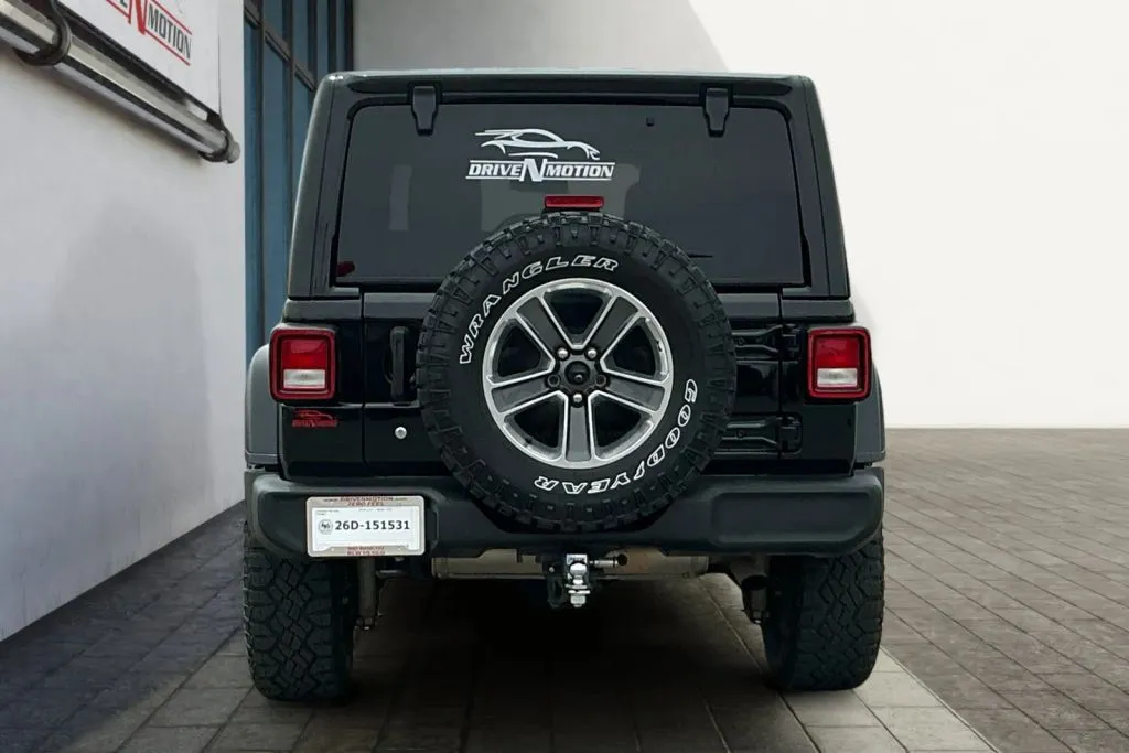 More photos of 2018 Jeep Wrangler Unlimited All New Sport SUV 4D at Drive N-Motion Rio Rancho, NM