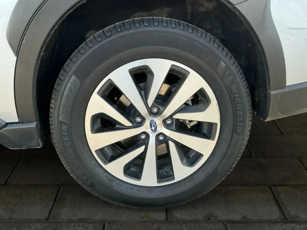 2023 Subaru Outback Premium - Photo 16