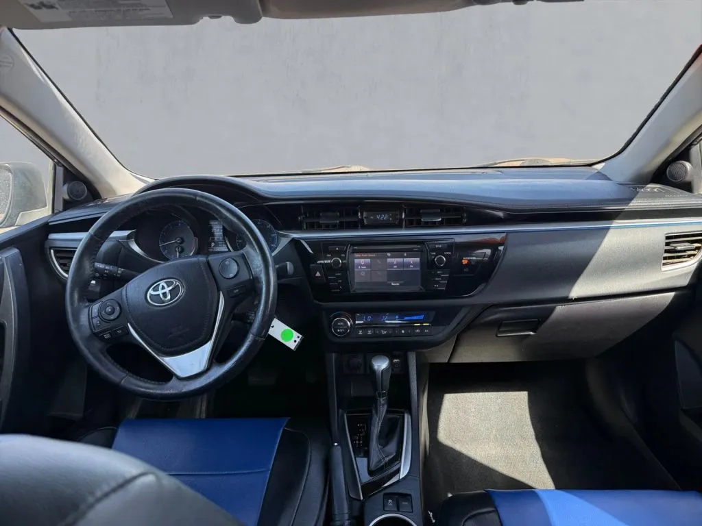 2015 Toyota Corolla S Plus - Photo 16