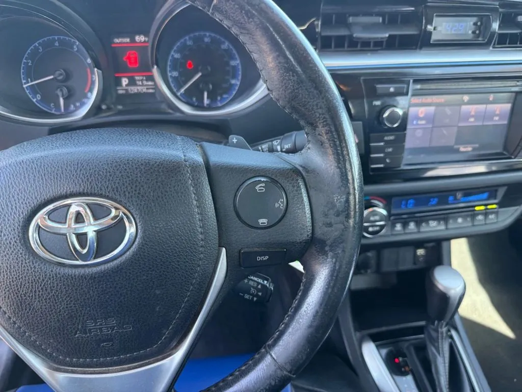 2015 Toyota Corolla S Plus - Photo 30