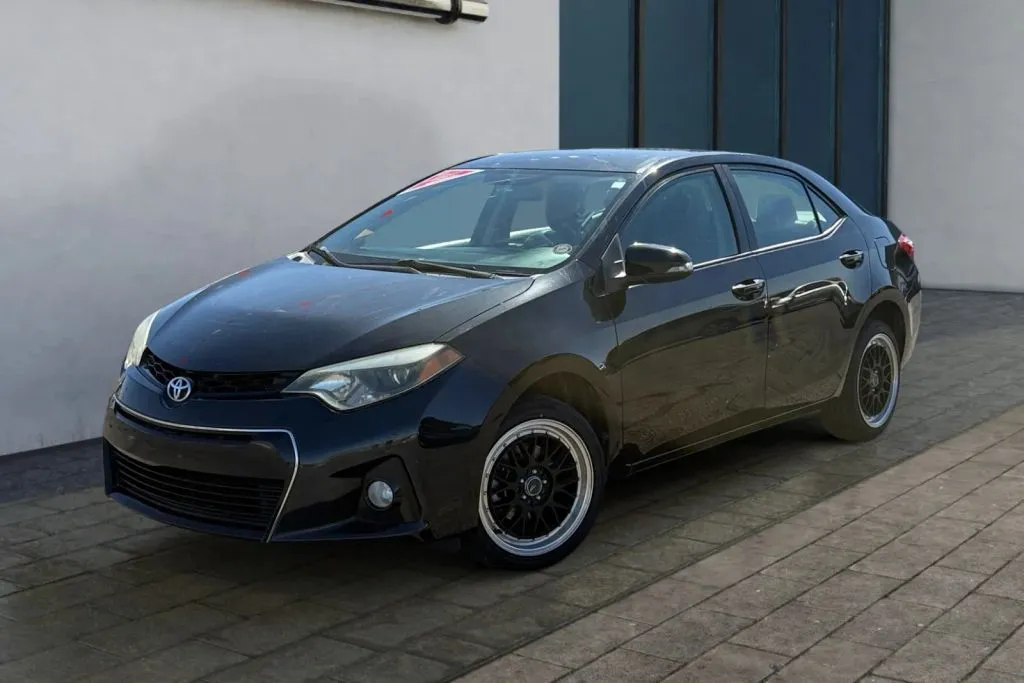 2015 Toyota Corolla S Plus - Photo 7