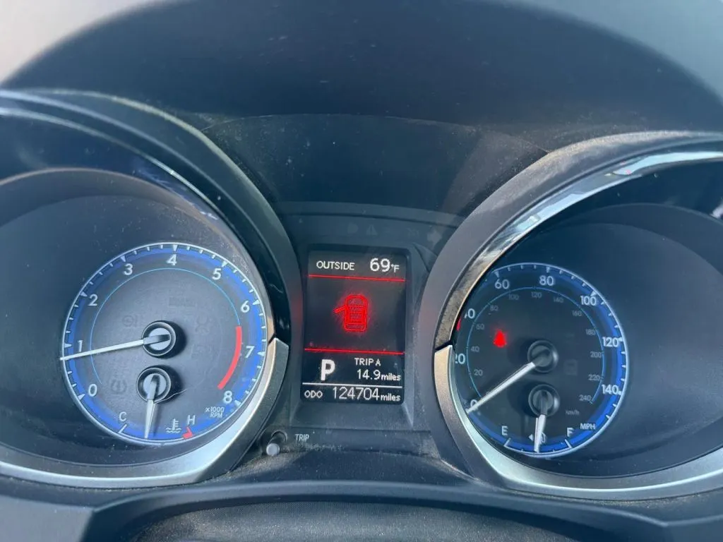 2015 Toyota Corolla S Plus - Photo 28