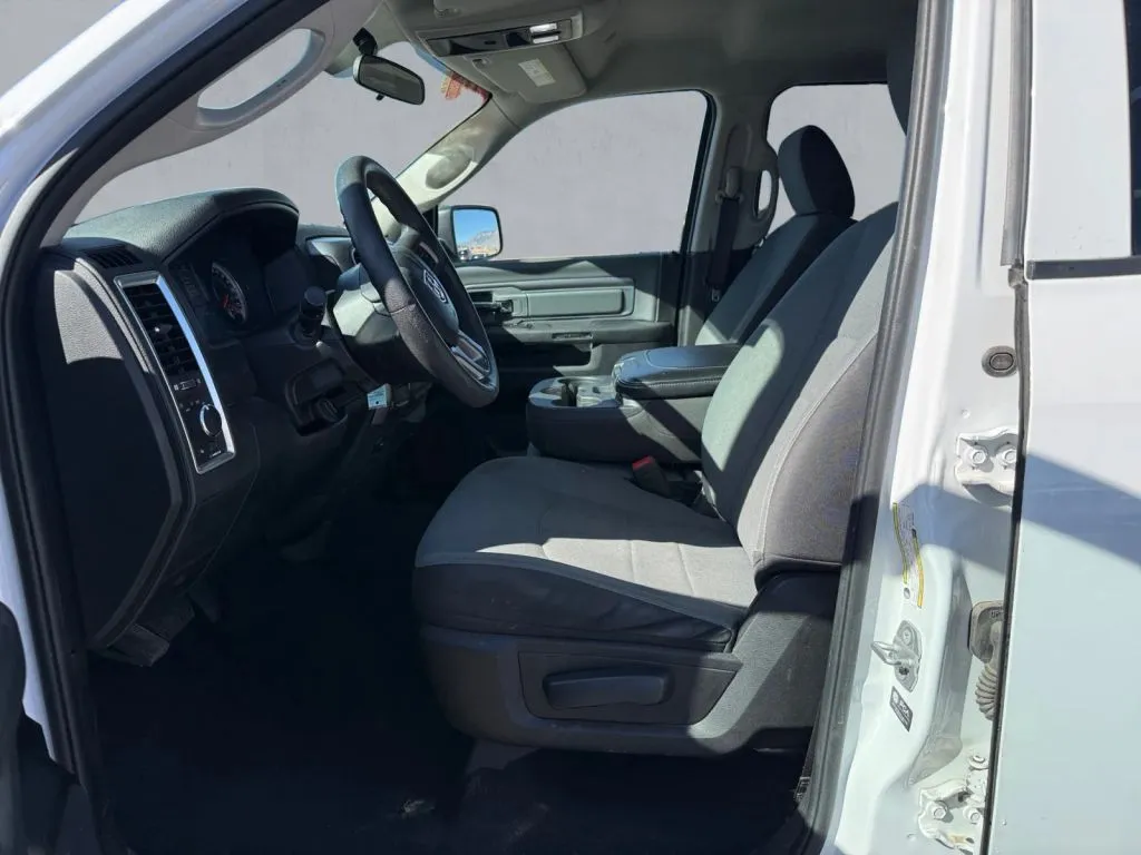 2022 RAM Ram 1500 Classic SLT - Photo 10