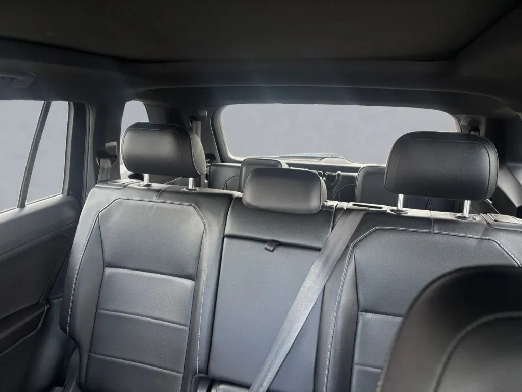 2021 Volkswagen Tiguan SE R-LINE BLACK - Photo 13