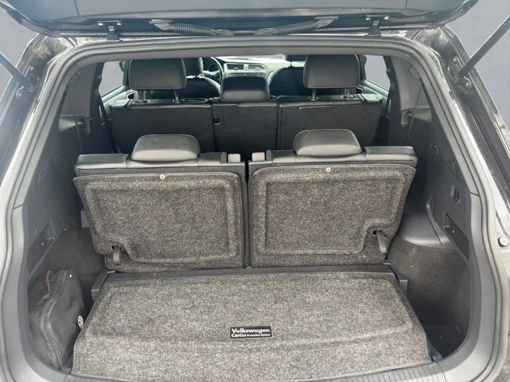 2021 Volkswagen Tiguan SE R-LINE BLACK - Photo 18
