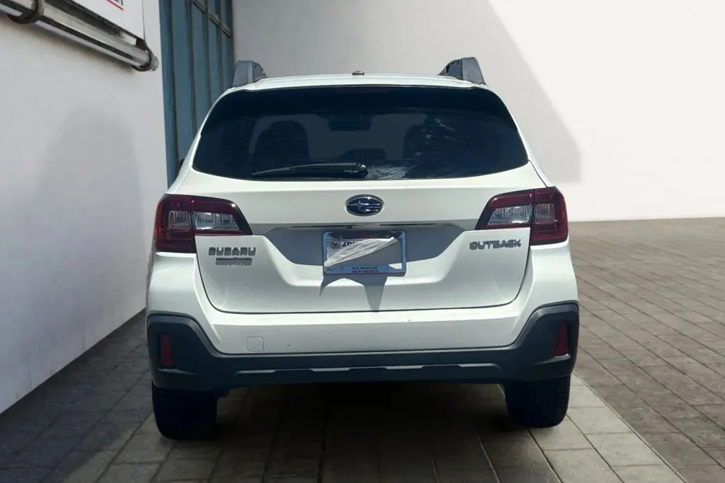 More photos of 2019 Subaru Outback 2.5i Wagon 4D at Drive N-Motion Rio Rancho, NM