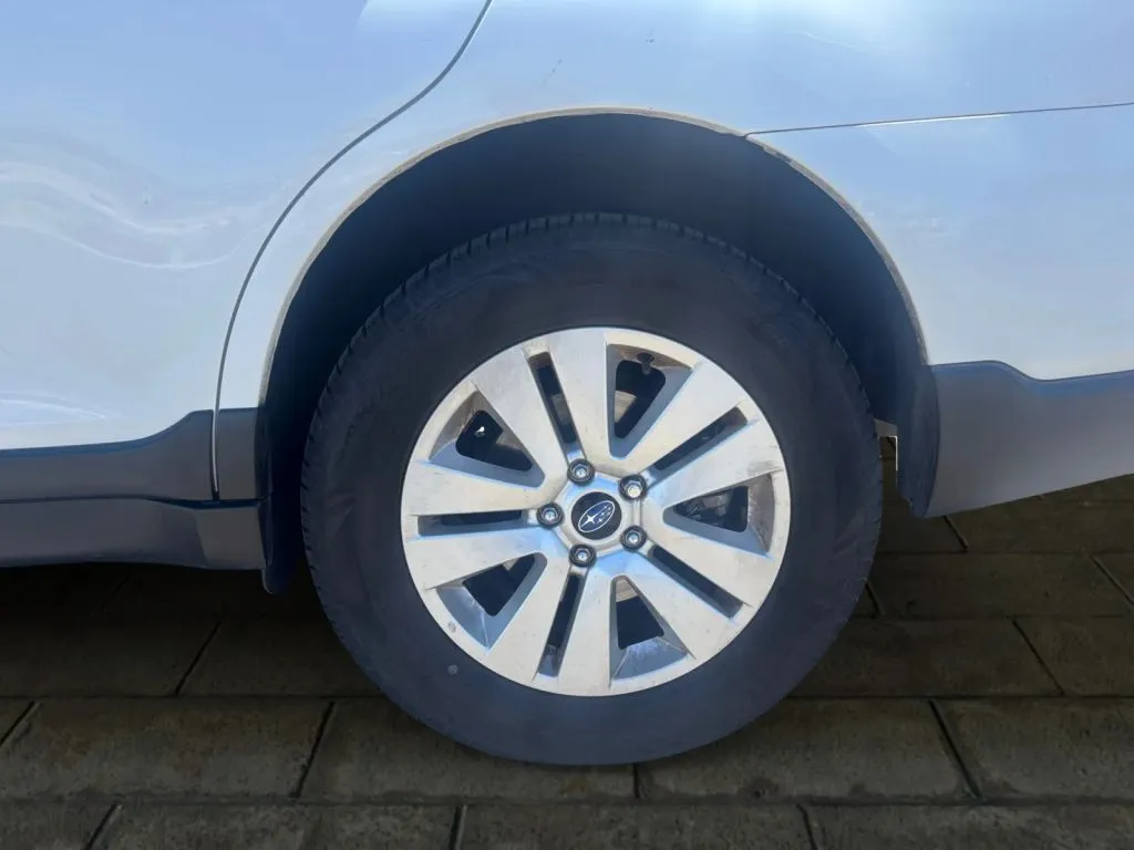 2019 Subaru Outback Base - Photo 15