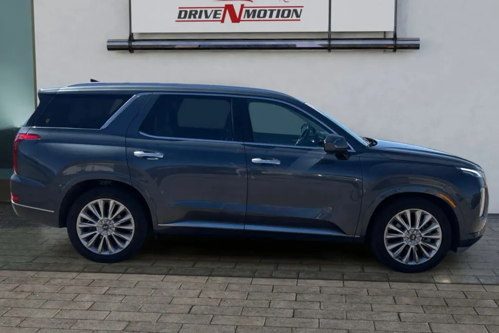 Another view of 2020 Hyundai Palisade Limited Sport Utility 4D for sale in Rio Rancho, NM at Drive N-Motion Rio Rancho
