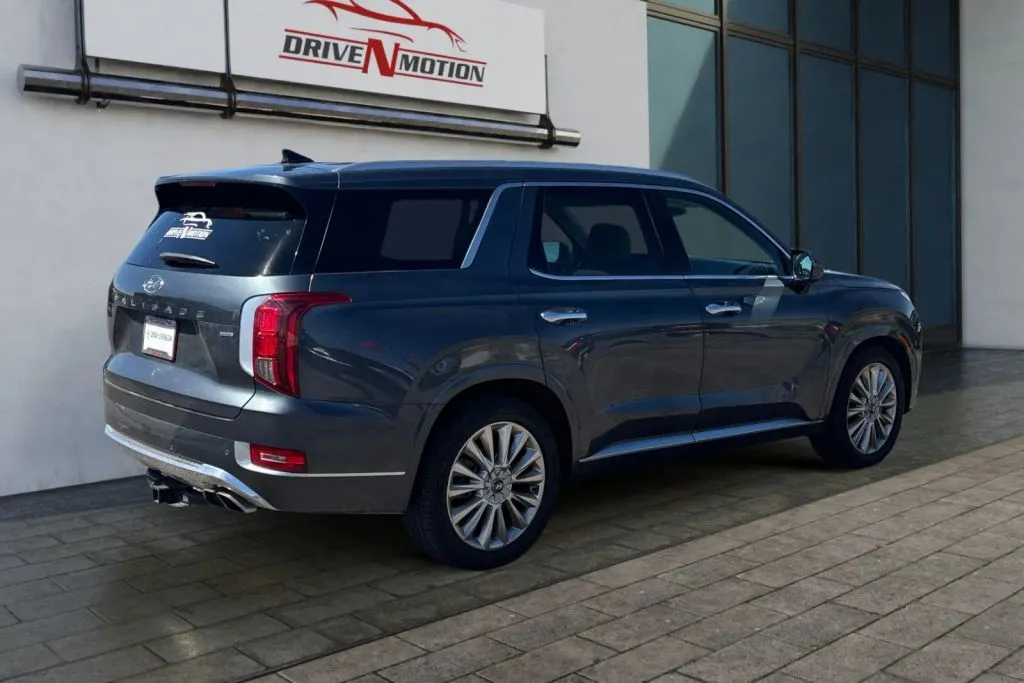 More photos of 2021 Hyundai Palisade Limited Sport Utility 4D at Drive N-Motion Rio Rancho, NM