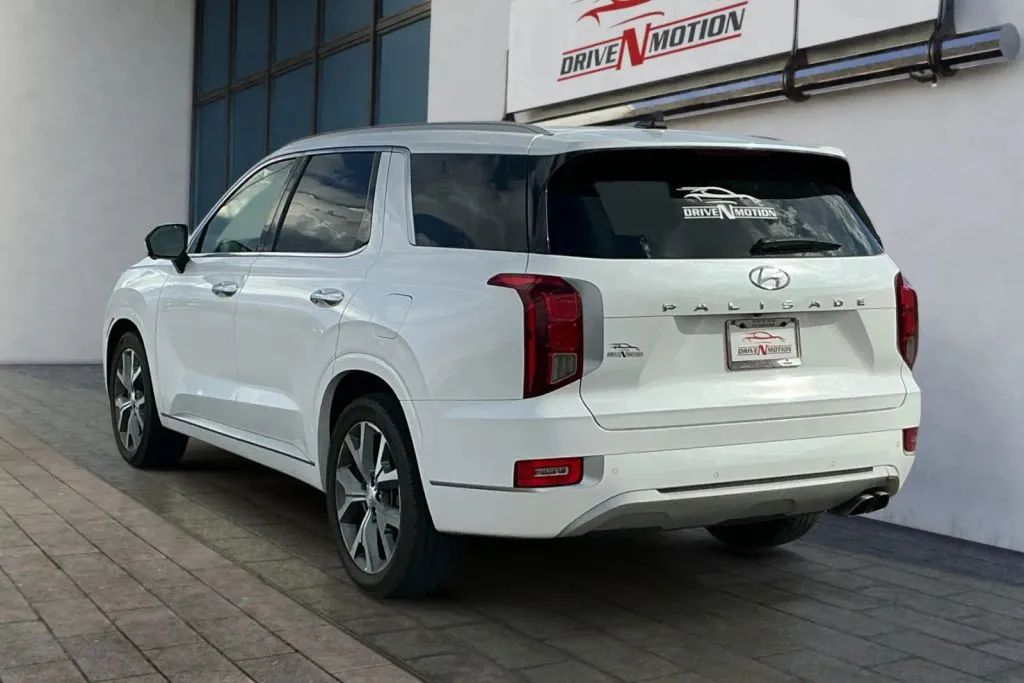 More photos of 2021 Hyundai Palisade Limited Sport Utility 4D at Drive N-Motion Rio Rancho, NM
