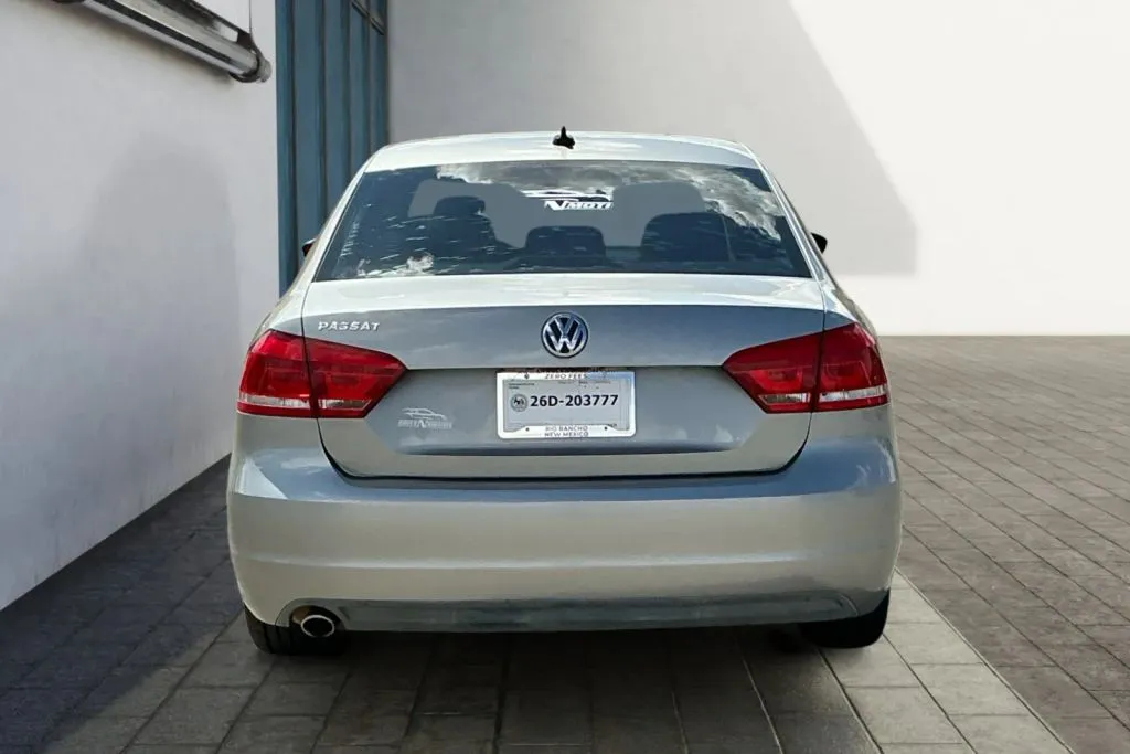 More photos of 2012 Volkswagen Passat 2.5L SE Sedan 4D at Drive N-Motion Rio Rancho, NM
