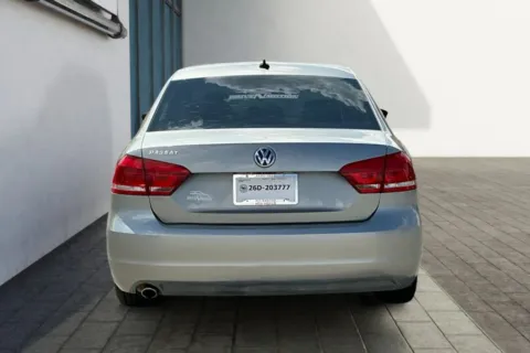 More photos of 2012 Volkswagen Passat 2.5L SE Sedan 4D at Drive N-Motion Rio Rancho, NM