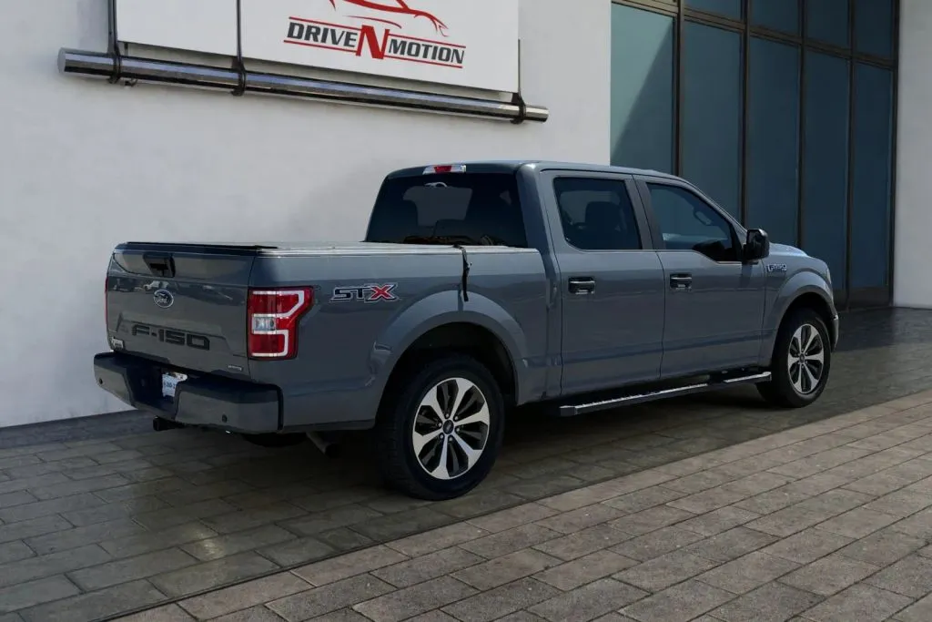 More photos of 2020 Ford F-150 SuperCrew Cab XL Pickup 4D 5 1/2 ft at Drive N-Motion Rio Rancho, NM