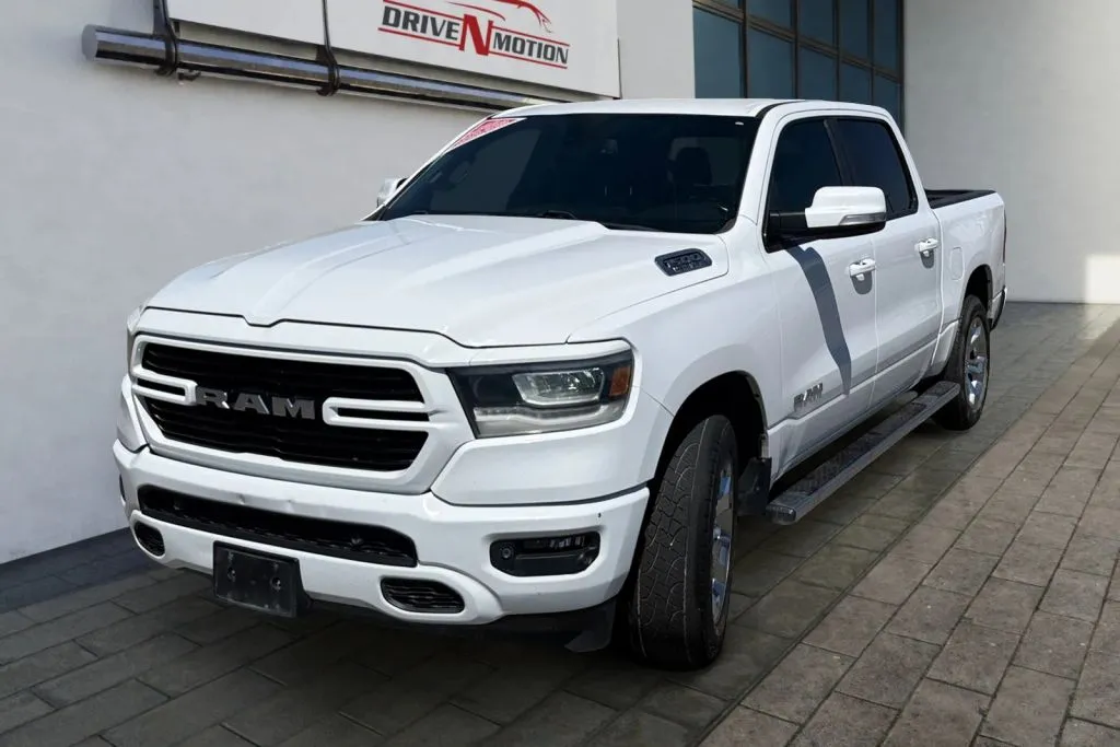 More photos of 2019 Ram 1500 Crew Cab Big Horn Pickup 4D 5 1/2 ft at Drive N-Motion Rio Rancho, NM