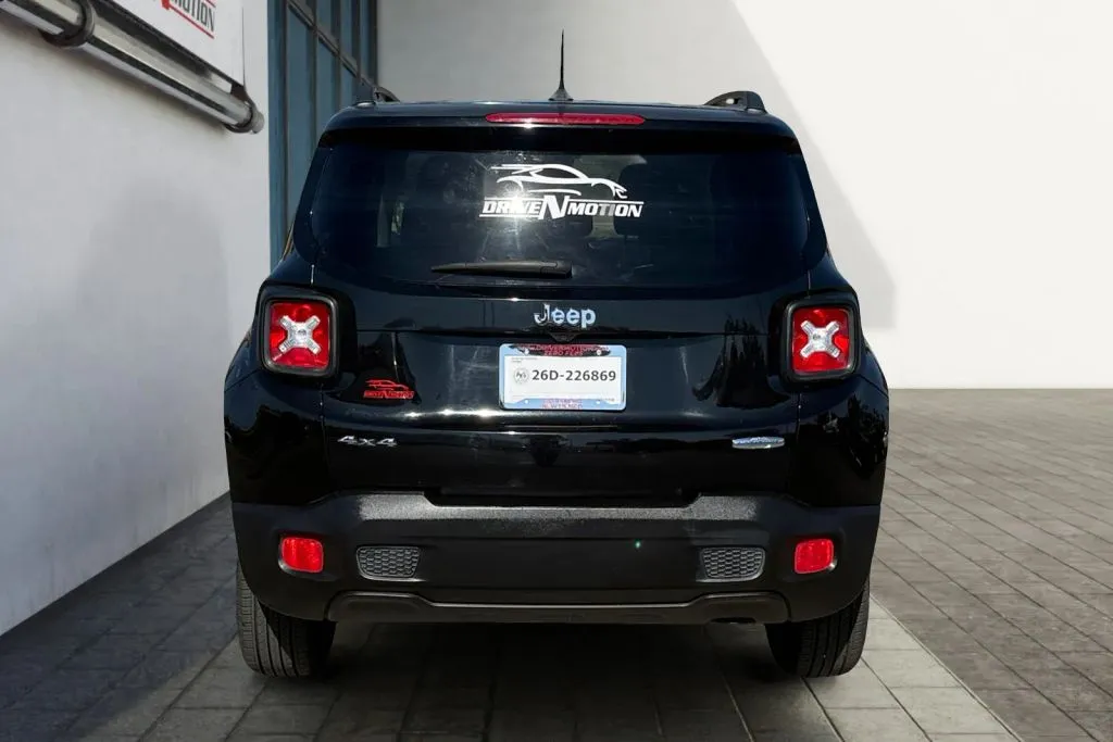 More photos of 2017 Jeep Renegade Latitude Sport Utility 4D at Drive N-Motion Rio Rancho, NM