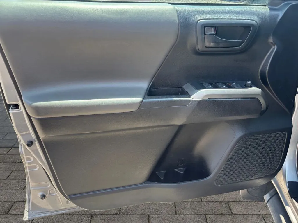 More photos of 2020 Toyota Tacoma Double Cab SR5 Pickup 4D 5 ft at Drive N-Motion Rio Rancho, NM