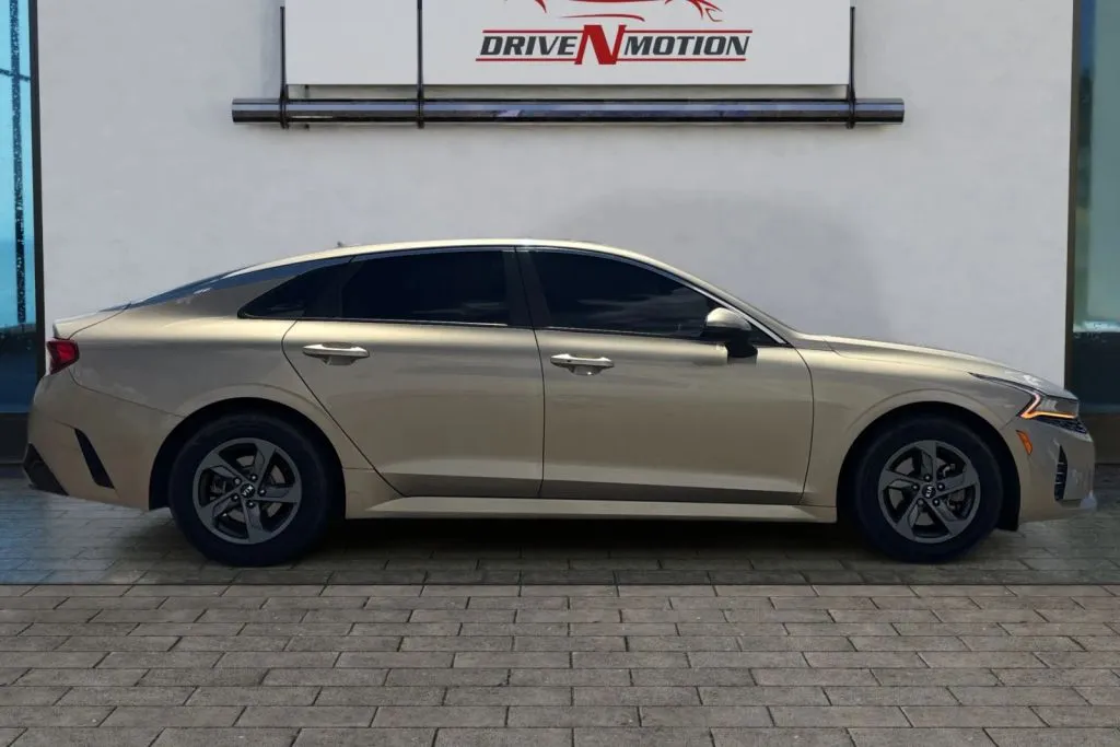 Another view of 2021 Kia K5 LXS Sedan 4D for sale in Rio Rancho, NM at Drive N-Motion Rio Rancho