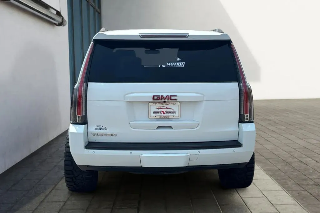 More photos of 2015 GMC Yukon SLE Sport Utility 4D at Drive N-Motion Rio Rancho, NM