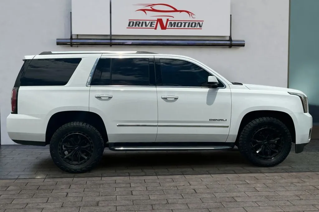Another view of 2019 GMC Yukon Denali Sport Utility 4D for sale in Rio Rancho, NM at Drive N-Motion Rio Rancho