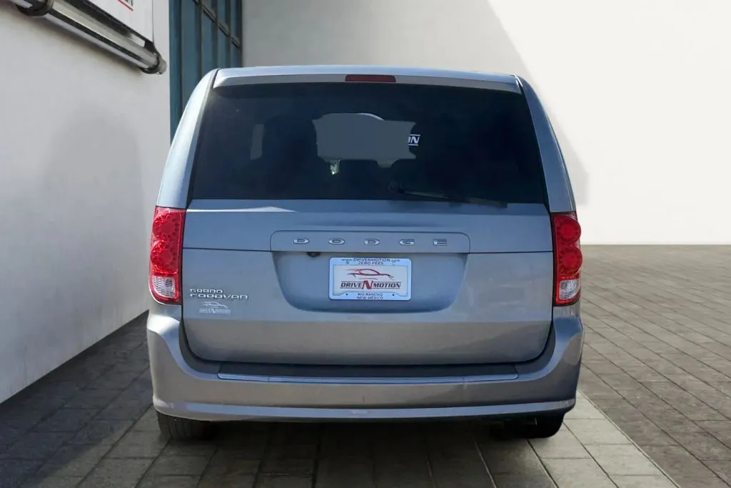 More photos of 2018 Dodge Grand Caravan Passenger SE Minivan 4D at Drive N-Motion Rio Rancho, NM