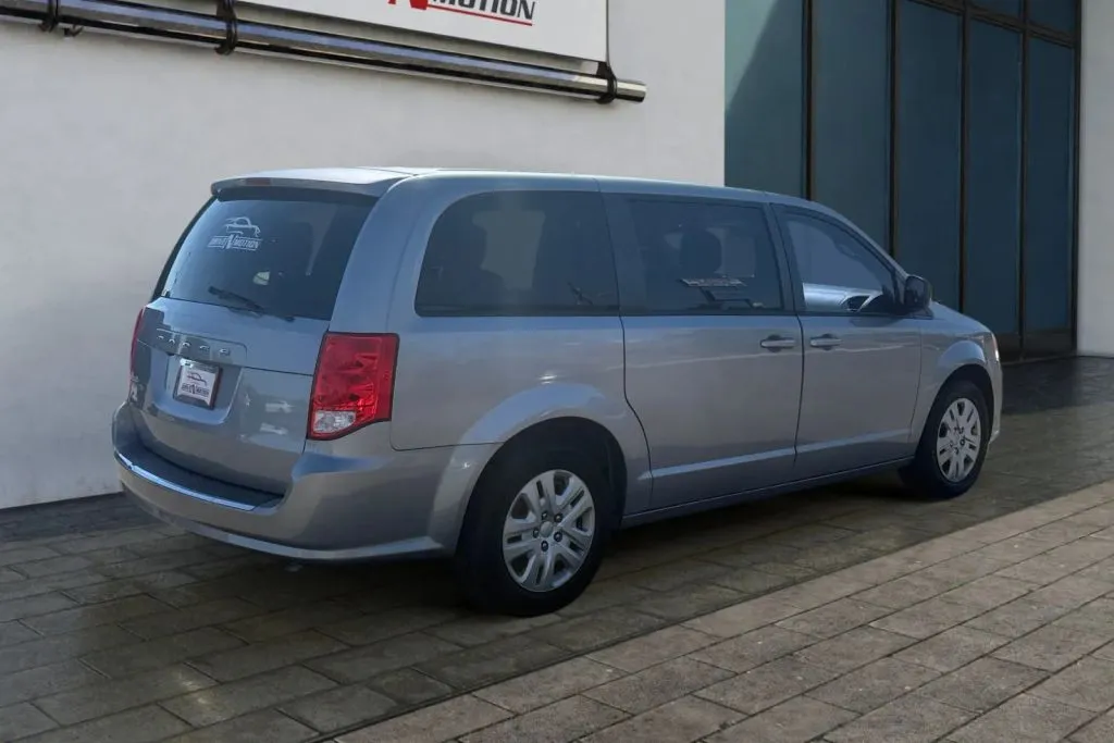 More photos of 2018 Dodge Grand Caravan Passenger SE Minivan 4D at Drive N-Motion Rio Rancho, NM