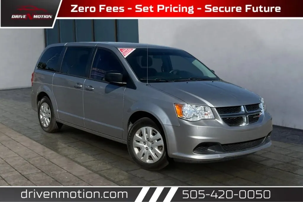 Silver 2018 Dodge Grand Caravan Passenger SE Minivan 4D for sale in Rio Rancho, NM