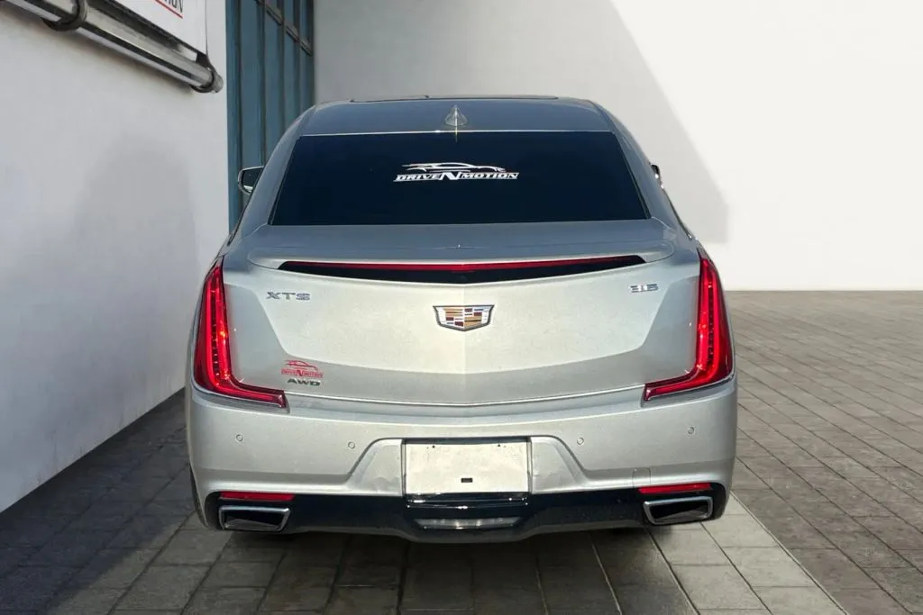 More photos of 2018 Cadillac XTS Luxury Sedan 4D at Drive N-Motion Rio Rancho, NM