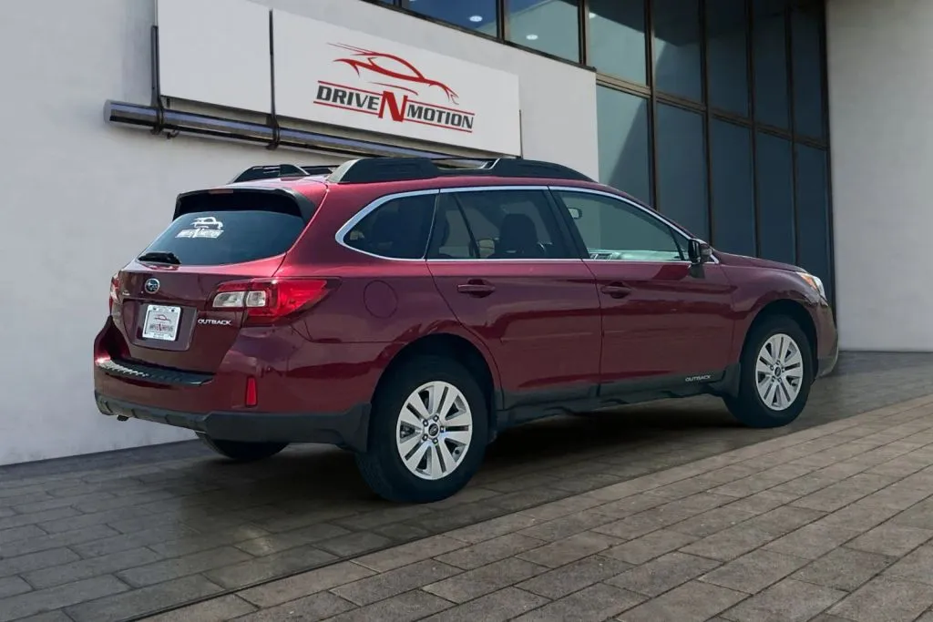More photos of 2016 Subaru Outback 2.5i Premium Wagon 4D at Drive N-Motion Rio Rancho, NM