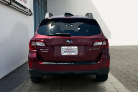 More photos of 2016 Subaru Outback 2.5i Premium Wagon 4D at Drive N-Motion Rio Rancho, NM
