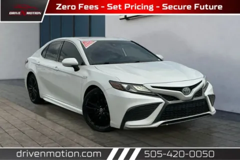 White 2021 Toyota Camry Hybrid XSE Sedan 4D for sale in Rio Rancho, NM