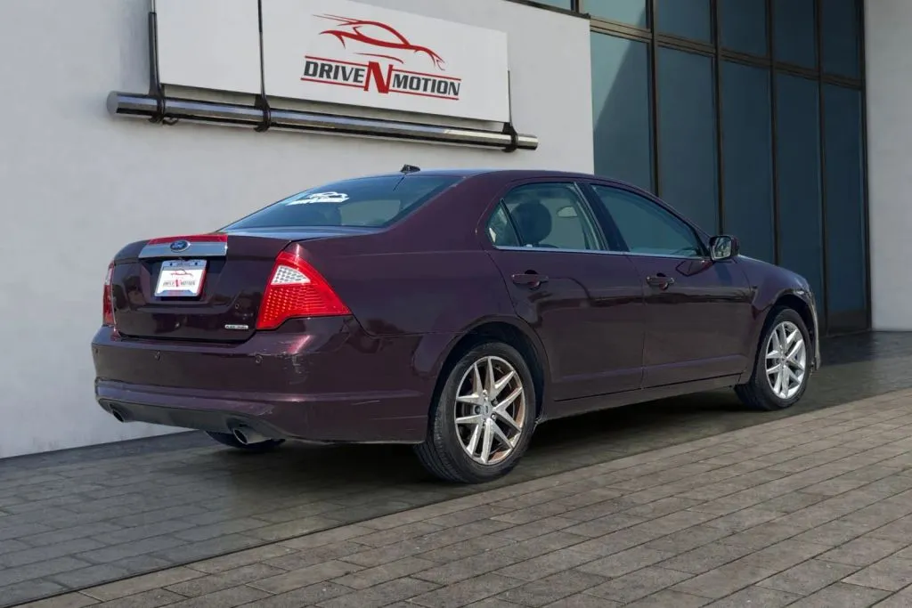 More photos of 2012 Ford Fusion SEL Sedan 4D at Drive N-Motion Rio Rancho, NM