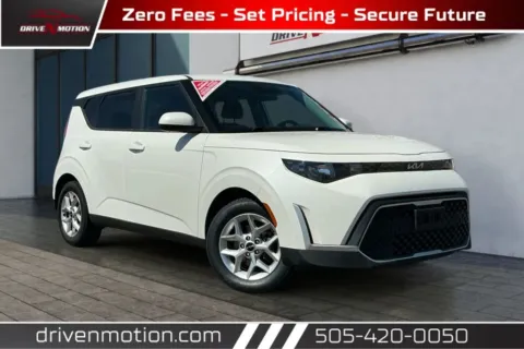 White 2023 Kia Soul LX Wagon 4D for sale in Rio Rancho, NM