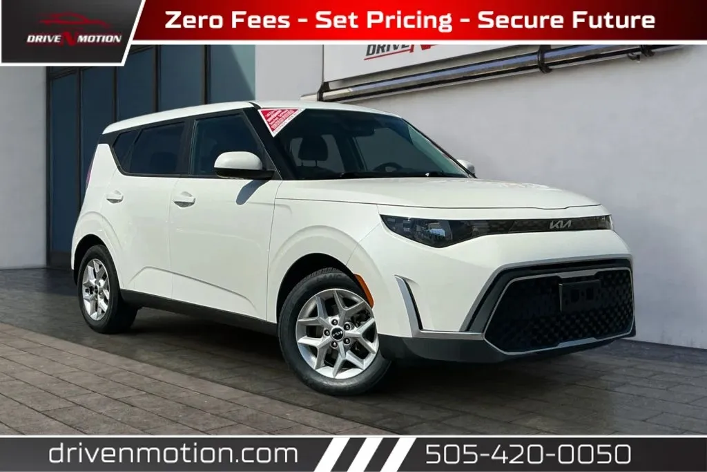 White 2023 Kia Soul LX Wagon 4D for sale in Rio Rancho, NM