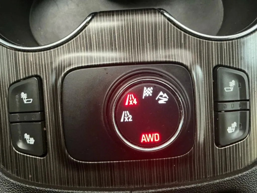 GMC Acadia photo 36