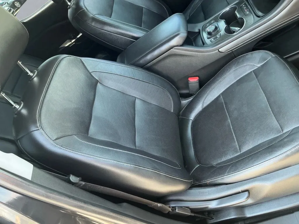 GMC Acadia photo 23