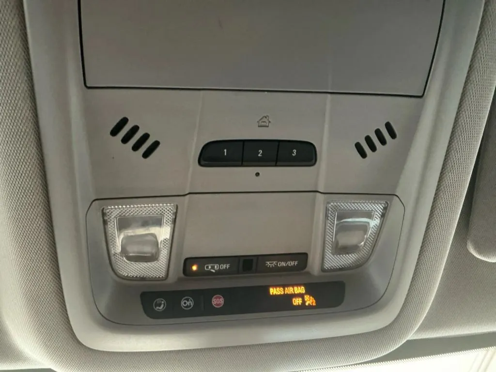 GMC Acadia photo 37