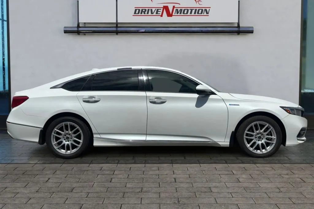Another view of 2020 Honda Accord Hybrid Touring Sedan 4D for sale in Rio Rancho, NM at Drive N-Motion Rio Rancho