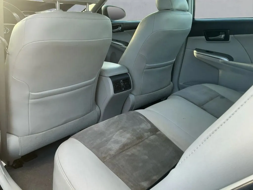 Toyota Camry photo 16