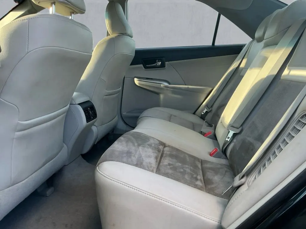 Toyota Camry photo 13