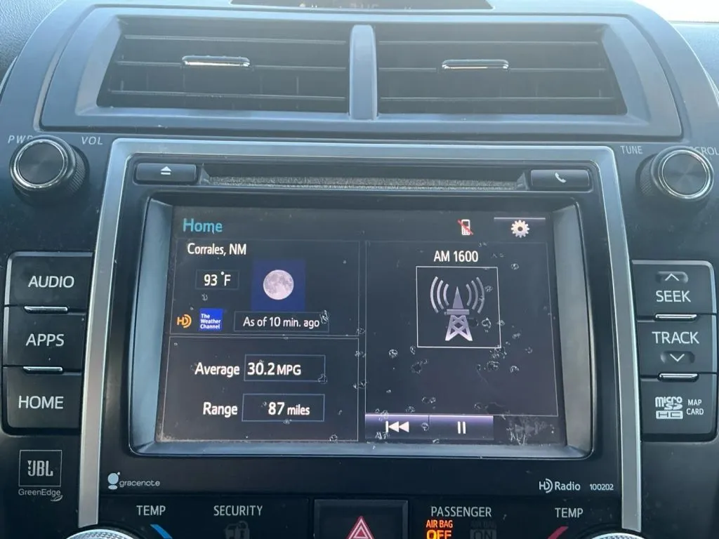 Toyota Camry photo 27