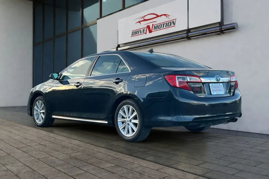More photos of 2014 Toyota Camry Hybrid XLE Sedan 4D at Drive N-Motion Rio Rancho, NM